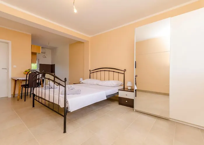 Apartment Lorena *