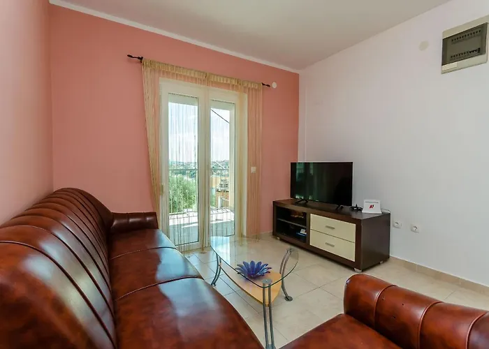 Apartment Lorena *