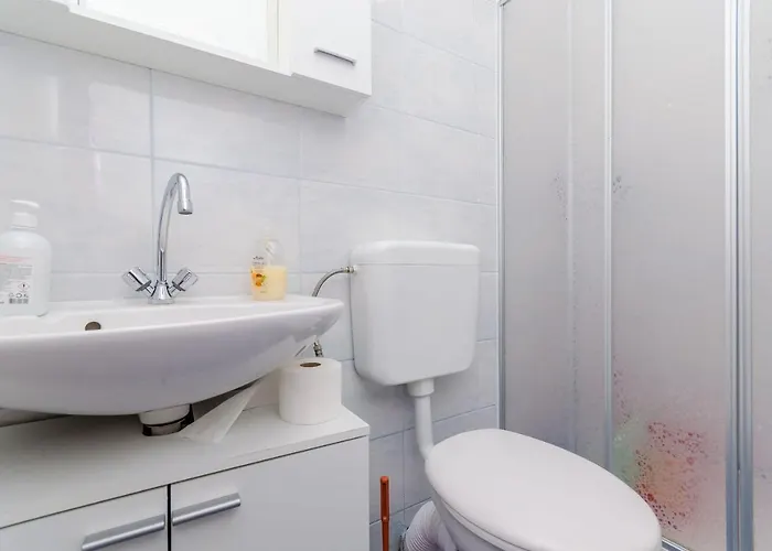 Lorena Apartment *